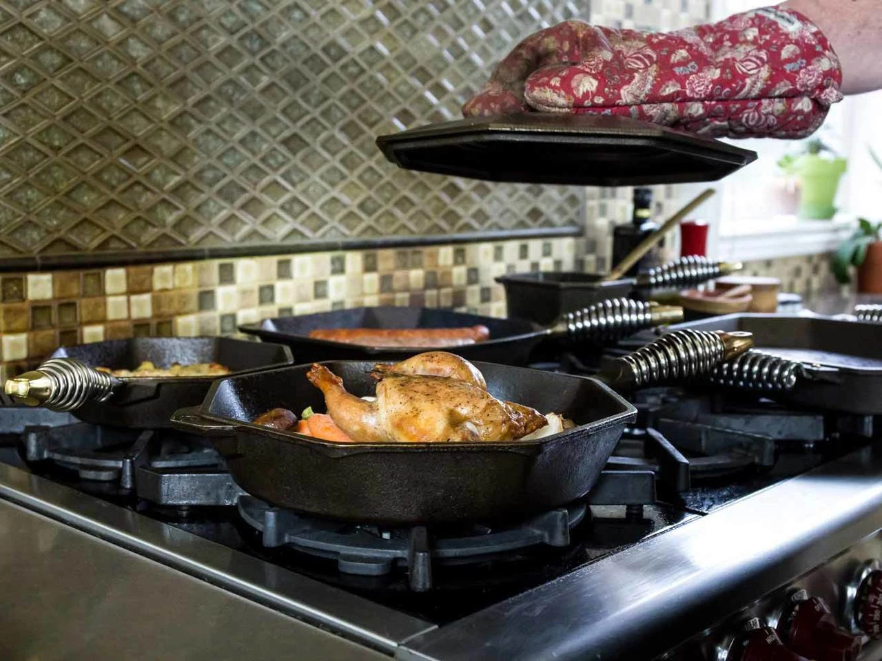 Finex 10" Cast Iron Skillet With Lid 2 Finex 10" Cast Iron Skillet With Lid - Image 2